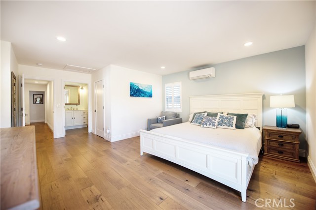 Be dazzled by the incredible master suite