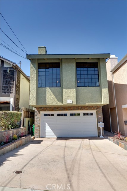 1729 Steinhart Avenue, Redondo Beach, California 90278, 3 Bedrooms Bedrooms, ,2 BathroomsBathrooms,Residential,Sold,Steinhart,SB19212753