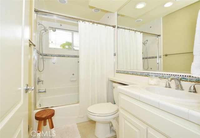 722 Irena Avenue, Redondo Beach, California 90277, 3 Bedrooms Bedrooms, ,2 BathroomsBathrooms,Residential,Sold,Irena,PV18154458