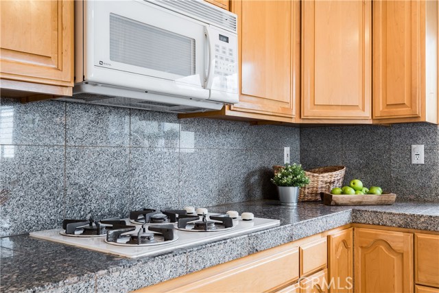 2108 Huntington Lane, Redondo Beach, California 90278, 4 Bedrooms Bedrooms, ,2 BathroomsBathrooms,Residential,Sold,Huntington,SB18165311