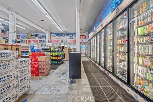 8404 8th, 90305, ,Commercial,For Sale,8th,DW20224505