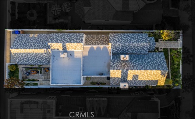 755 31st Street, Manhattan Beach, California 90266, 4 Bedrooms Bedrooms, ,4 BathroomsBathrooms,Residential,Sold,31st,SB19068029