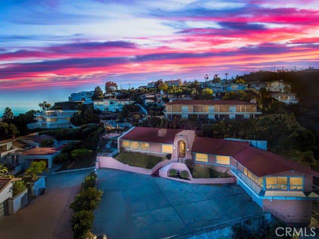 3285 Crownview Drive, Rancho Palos Verdes, California 90275, 4 Bedrooms Bedrooms, ,3 BathroomsBathrooms,Residential,Sold,Crownview,PV18031488