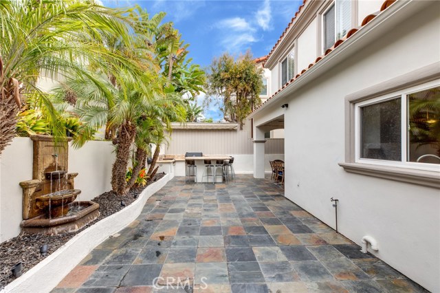 1119 Goodman Avenue, Redondo Beach, California 90278, 4 Bedrooms Bedrooms, ,3 BathroomsBathrooms,Residential,Sold,Goodman,SB19098884