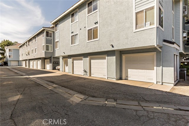 2 Bed Home for Sale in Canyon Country, California