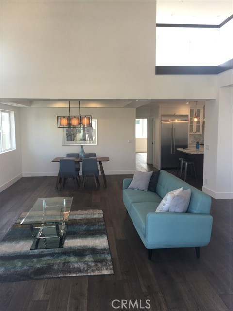 223 Lucia, Redondo Beach, California 90277, 4 Bedrooms Bedrooms, ,3 BathroomsBathrooms,Residential,Sold,Lucia,SB18143397