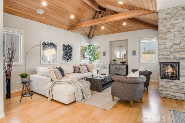 436 23rd Place, Manhattan Beach, California 90266, 3 Bedrooms Bedrooms, ,1 BathroomBathrooms,Residential,Sold,23rd,SB21027997
