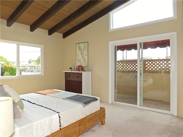 1104 Harkness Lane, Redondo Beach, California 90278, 3 Bedrooms Bedrooms, ,2 BathroomsBathrooms,Residential,Sold,Harkness,PW18238945