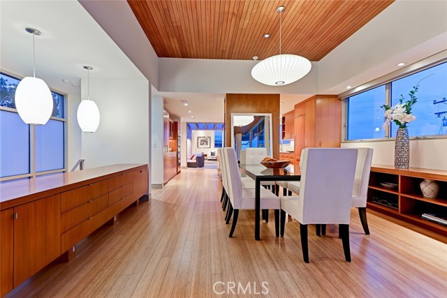 324 17th Street, Manhattan Beach, California 90266, 4 Bedrooms Bedrooms, ,4 BathroomsBathrooms,Residential,Sold,17th,SB17118466