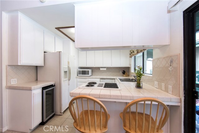 different angle of the kitchen