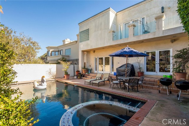 2205 Poinsettia Avenue, Manhattan Beach, California 90266, 5 Bedrooms Bedrooms, ,5 BathroomsBathrooms,Residential,Sold,Poinsettia,SB20017815