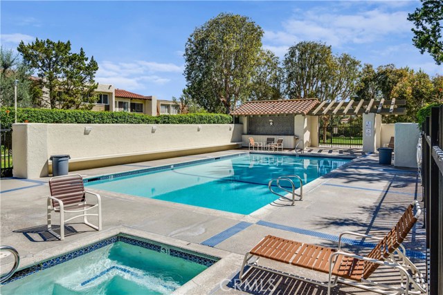 113 Cottonwood Circle, Rolling Hills Estates, California 90274, 3 Bedrooms Bedrooms, ,3 BathroomsBathrooms,Residential,Sold,Cottonwood,SB17072662
