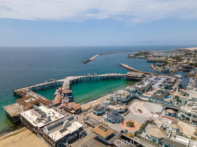 640 The Village, Redondo Beach, California 90277, 1 Bedroom Bedrooms, ,1 BathroomBathrooms,Residential,Sold,The Village,CV21150767