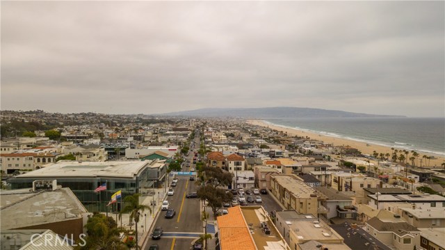 121 15th Street, Manhattan Beach, California 90266, 3 Bedrooms Bedrooms, ,3 BathroomsBathrooms,Residential,Sold,15th,SB18131907