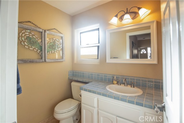 Downstairs guest bath