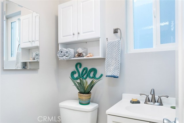 1313 Clark Lane, Redondo Beach, California 90278, 2 Bedrooms Bedrooms, ,1 BathroomBathrooms,Residential,Sold,Clark,OC17272938