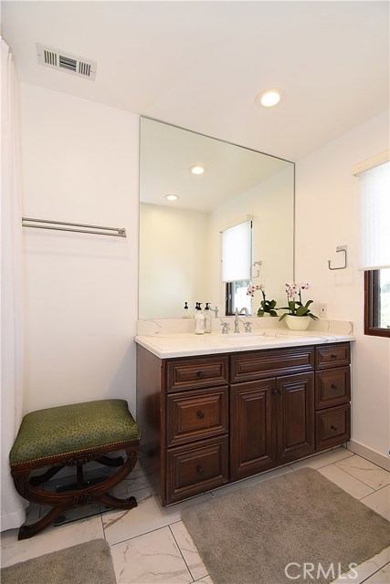 1905 Galerita Drive, Rancho Palos Verdes, California 90275, 3 Bedrooms Bedrooms, ,3 BathroomsBathrooms,Residential,Sold,Galerita,SB20050594
