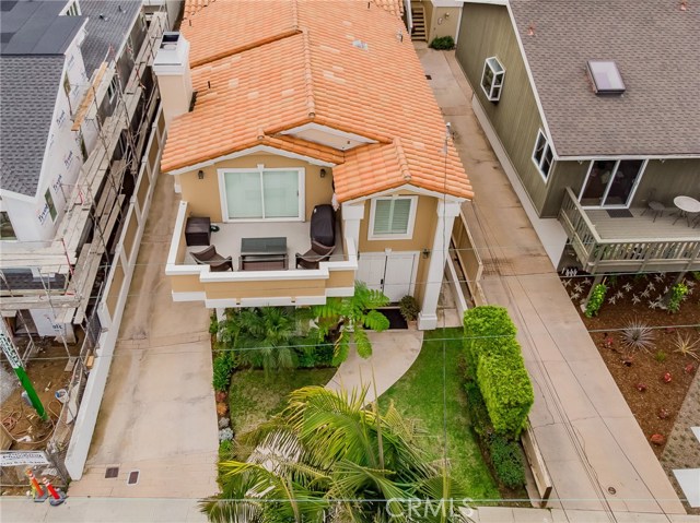 221 Lucia Avenue, Redondo Beach, California 90277, 3 Bedrooms Bedrooms, ,2 BathroomsBathrooms,Residential,Sold,Lucia,PV18060127
