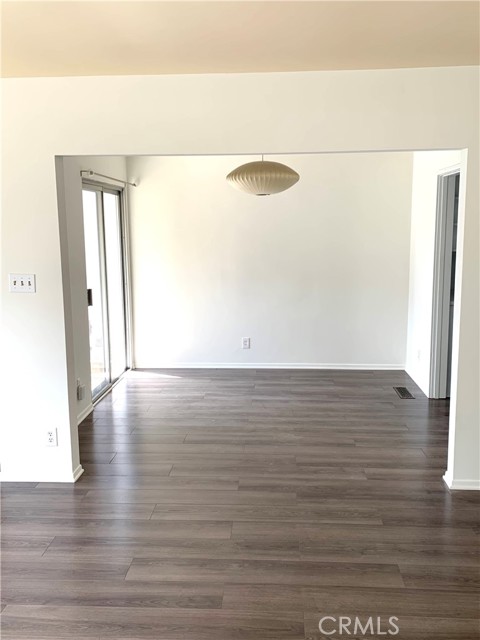 341 6th Street, Manhattan Beach, California 90266, 3 Bedrooms Bedrooms, ,2 BathroomsBathrooms,Residential,Sold,6th,SB21119254
