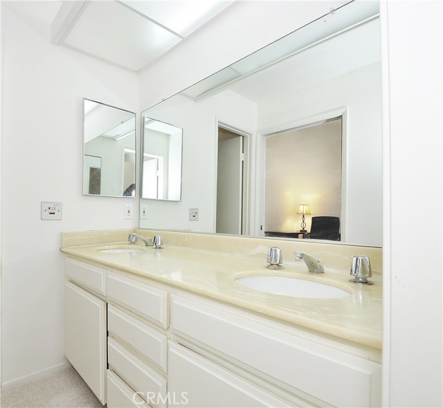 14 Seaview Drive South, Rolling Hills Estates, California 90274, 3 Bedrooms Bedrooms, ,1 BathroomBathrooms,Residential,Sold,Seaview Drive South,PV18165632