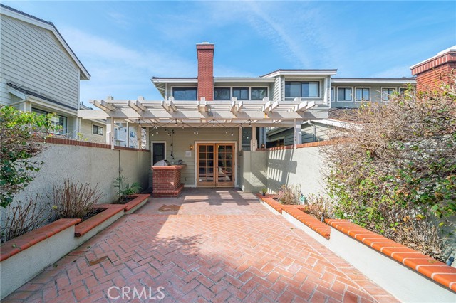 26 Bermuda Court, Manhattan Beach, California 90266, 2 Bedrooms Bedrooms, ,2 BathroomsBathrooms,Residential,Sold,Bermuda,SB21029439