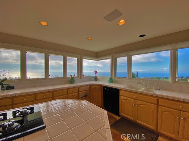 28011 Lobrook Drive, Rancho Palos Verdes, California 90275, 4 Bedrooms Bedrooms, ,3 BathroomsBathrooms,Residential,Sold,Lobrook,SB20033407