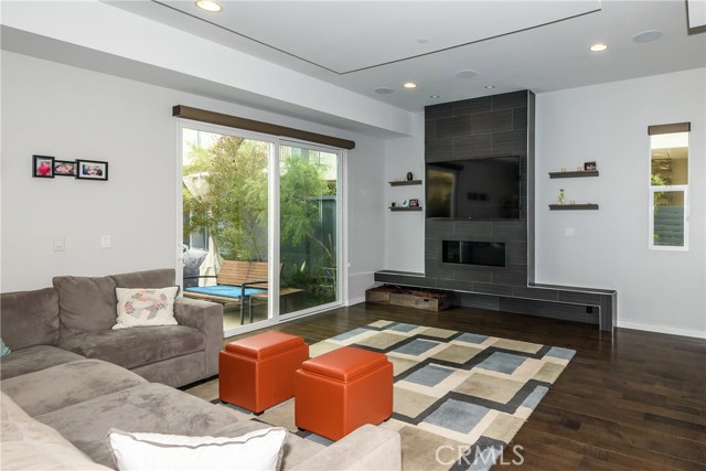 2313 Clark Lane, Redondo Beach, California 90278, 4 Bedrooms Bedrooms, ,3 BathroomsBathrooms,Residential,Sold,Clark,SB18080863