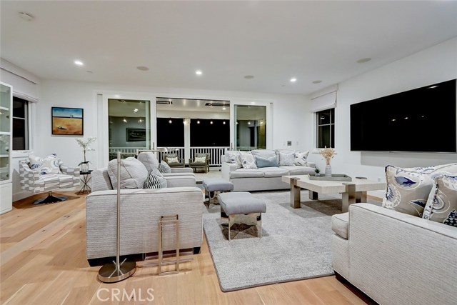 420 31st Street, Manhattan Beach, California 90266, 5 Bedrooms Bedrooms, ,2 BathroomsBathrooms,Residential,Sold,31st,SB20242729