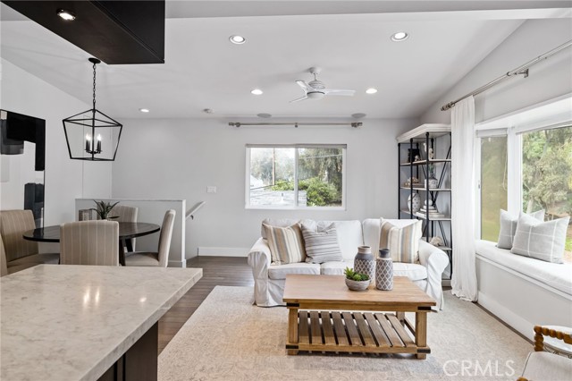 817 Valley Drive, Manhattan Beach, California 90266, 3 Bedrooms Bedrooms, ,2 BathroomsBathrooms,Residential,Sold,Valley,SB21017853