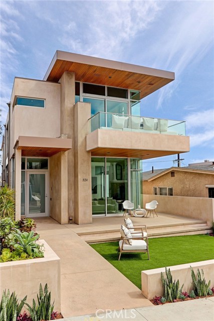 324 17th Street, Manhattan Beach, California 90266, 4 Bedrooms Bedrooms, ,4 BathroomsBathrooms,Residential,Sold,17th,SB17118466