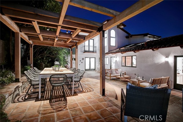 607 Gould Terrace, Hermosa Beach, California 90254, 3 Bedrooms Bedrooms, ,3 BathroomsBathrooms,Residential,Sold,Gould,SB21042448