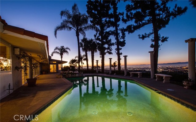 37 Headland Drive, Rancho Palos Verdes, California 90275, 5 Bedrooms Bedrooms, ,2 BathroomsBathrooms,Residential,Sold,Headland,PV17145300