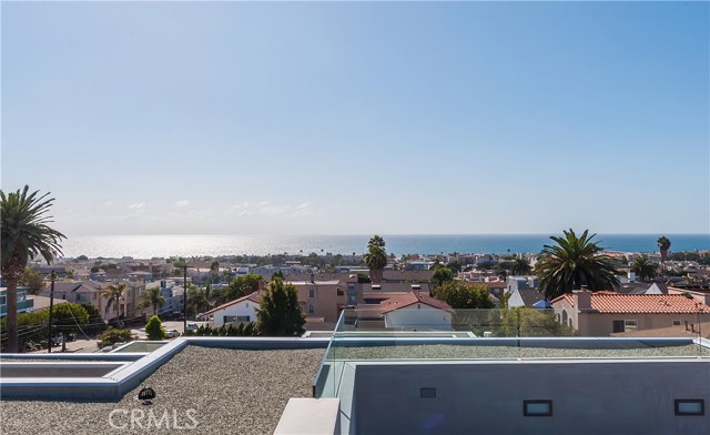 515 Prospect Avenue, Hermosa Beach, California 90254, 5 Bedrooms Bedrooms, ,2 BathroomsBathrooms,Residential,Sold,Prospect,SB17214079