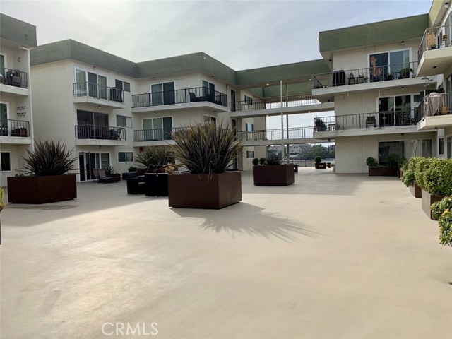 1600 Ardmore Avenue, Hermosa Beach, California 90254, 1 Bedroom Bedrooms, ,1 BathroomBathrooms,Residential,Sold,Ardmore,SB20016701