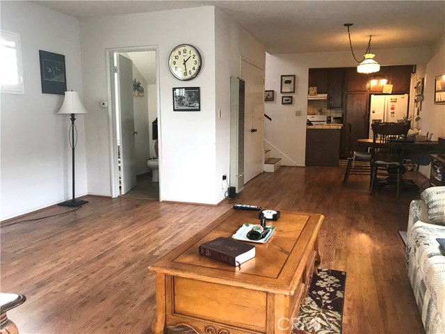 711 Maria Avenue, Redondo Beach, California 90277, 3 Bedrooms Bedrooms, ,3 BathroomsBathrooms,Residential,Sold,Maria,SB20257032