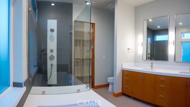 2108 Gates Avenue, Redondo Beach, California 90278, 4 Bedrooms Bedrooms, ,2 BathroomsBathrooms,Residential,Sold,Gates,SB17108544