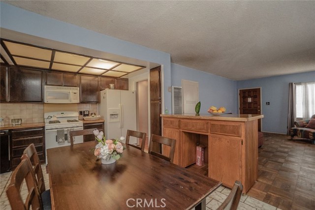 2804 Barkley Lane, Redondo Beach, California 90278, 3 Bedrooms Bedrooms, ,1 BathroomBathrooms,Residential,Sold,Barkley,SB20244906