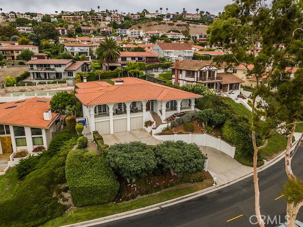 1133 Via Zumaya, Palos Verdes Estates, California 90274, 4 Bedrooms Bedrooms, ,3 BathroomsBathrooms,Residential,Sold,Via Zumaya,PV18215486