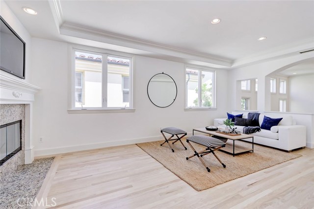 449 26th Street, Manhattan Beach, California 90266, 5 Bedrooms Bedrooms, ,4 BathroomsBathrooms,Residential,Sold,26th,SB20164574
