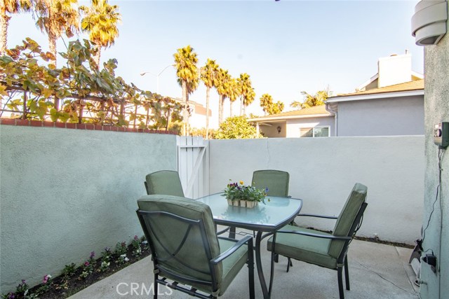 2206 Manhattan Beach Boulevard, Redondo Beach, California 90278, 3 Bedrooms Bedrooms, ,2 BathroomsBathrooms,Residential,Sold,Manhattan Beach,SB20239110
