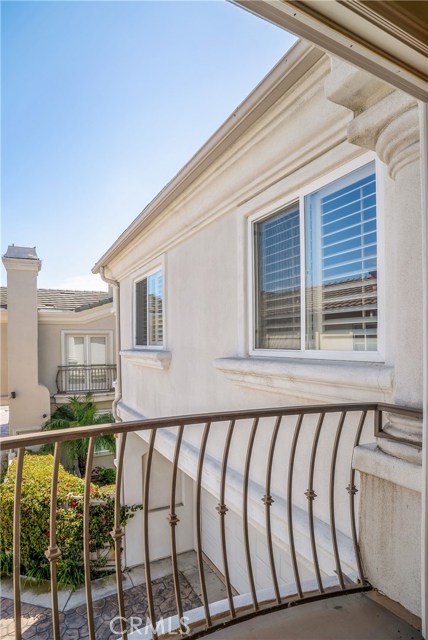 1909 Plant Avenue, Redondo Beach, California 90278, 4 Bedrooms Bedrooms, ,2 BathroomsBathrooms,Residential,Sold,Plant,SB19198683