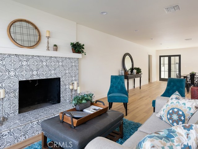 513 Avenue F, Redondo Beach, California 90277, 4 Bedrooms Bedrooms, ,1 BathroomBathrooms,Residential,Sold,Avenue F,SB20151396