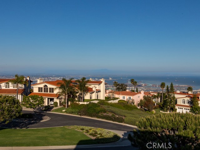 16 Avenida De Camelia, Rancho Palos Verdes, California 90275, 4 Bedrooms Bedrooms, ,3 BathroomsBathrooms,Residential,Sold,Avenida De Camelia,PV17086557