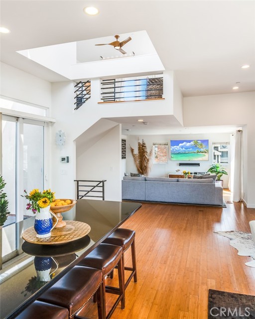 2122 Harriman Lane, Redondo Beach, California 90278, 3 Bedrooms Bedrooms, ,1 BathroomBathrooms,Residential,Sold,Harriman,SB21082053