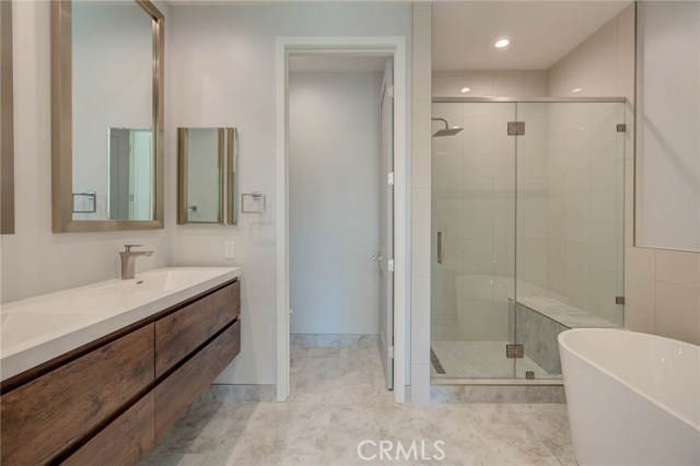 2203 Perkins Lane, Redondo Beach, California 90278, 3 Bedrooms Bedrooms, ,2 BathroomsBathrooms,Residential,Sold,Perkins,PV19112271