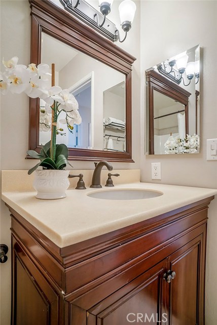 1902 Spreckels Lane, Redondo Beach, California 90278, 3 Bedrooms Bedrooms, ,2 BathroomsBathrooms,Residential,Sold,Spreckels,SB19180441