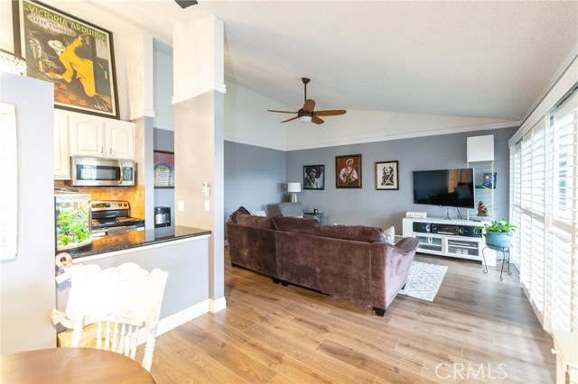 631 Prospect Avenue, Redondo Beach, California 90277, 2 Bedrooms Bedrooms, ,2 BathroomsBathrooms,Residential,Sold,Prospect,SB20199042