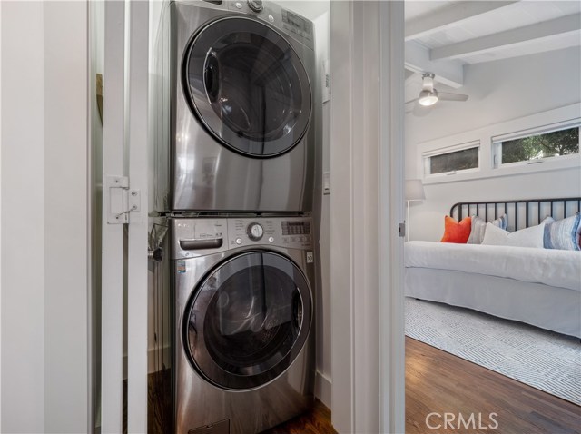 2616 Pine Avenue, Manhattan Beach, California 90266, 3 Bedrooms Bedrooms, ,1 BathroomBathrooms,Residential,Sold,Pine,SB21005852