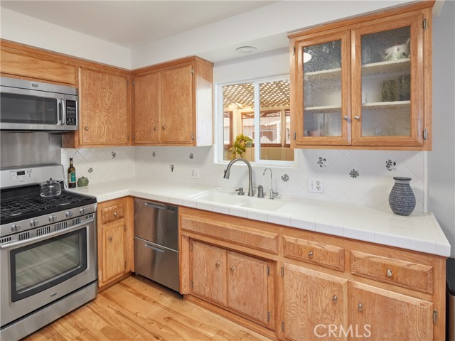 3 Bed Home for Sale in Hawthorne, California