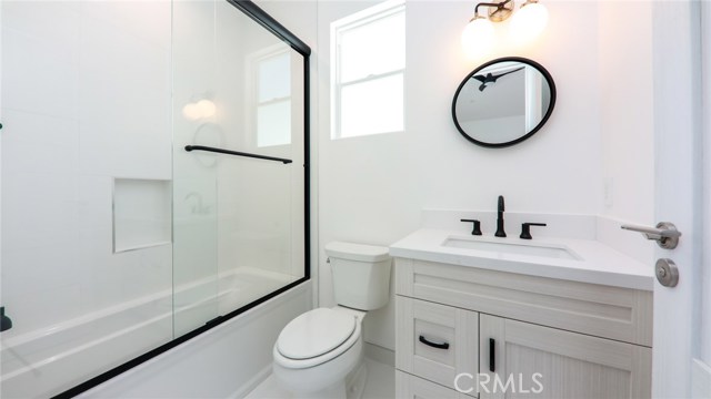1018 Avenue A, Redondo Beach, California 90277, 6 Bedrooms Bedrooms, ,6 BathroomsBathrooms,Residential,Sold,Avenue A,PV20118056